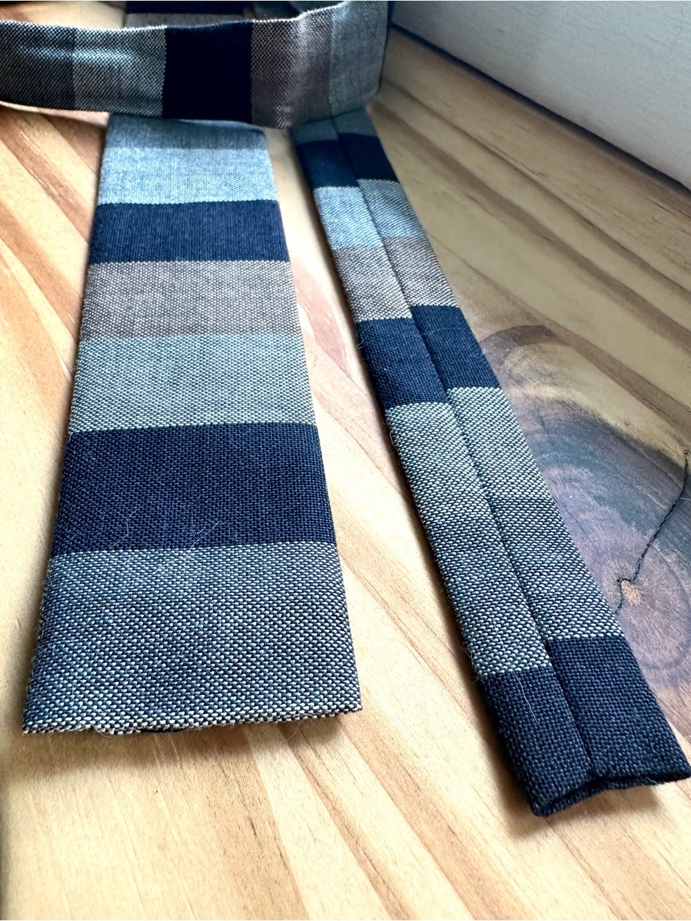 1960’s Kay Garrett Hand Made Skinny Striped Blue and Gray Men's Necktie